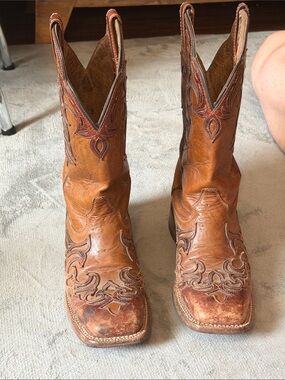 Ariat Brown Leather Western Cowboy Boots